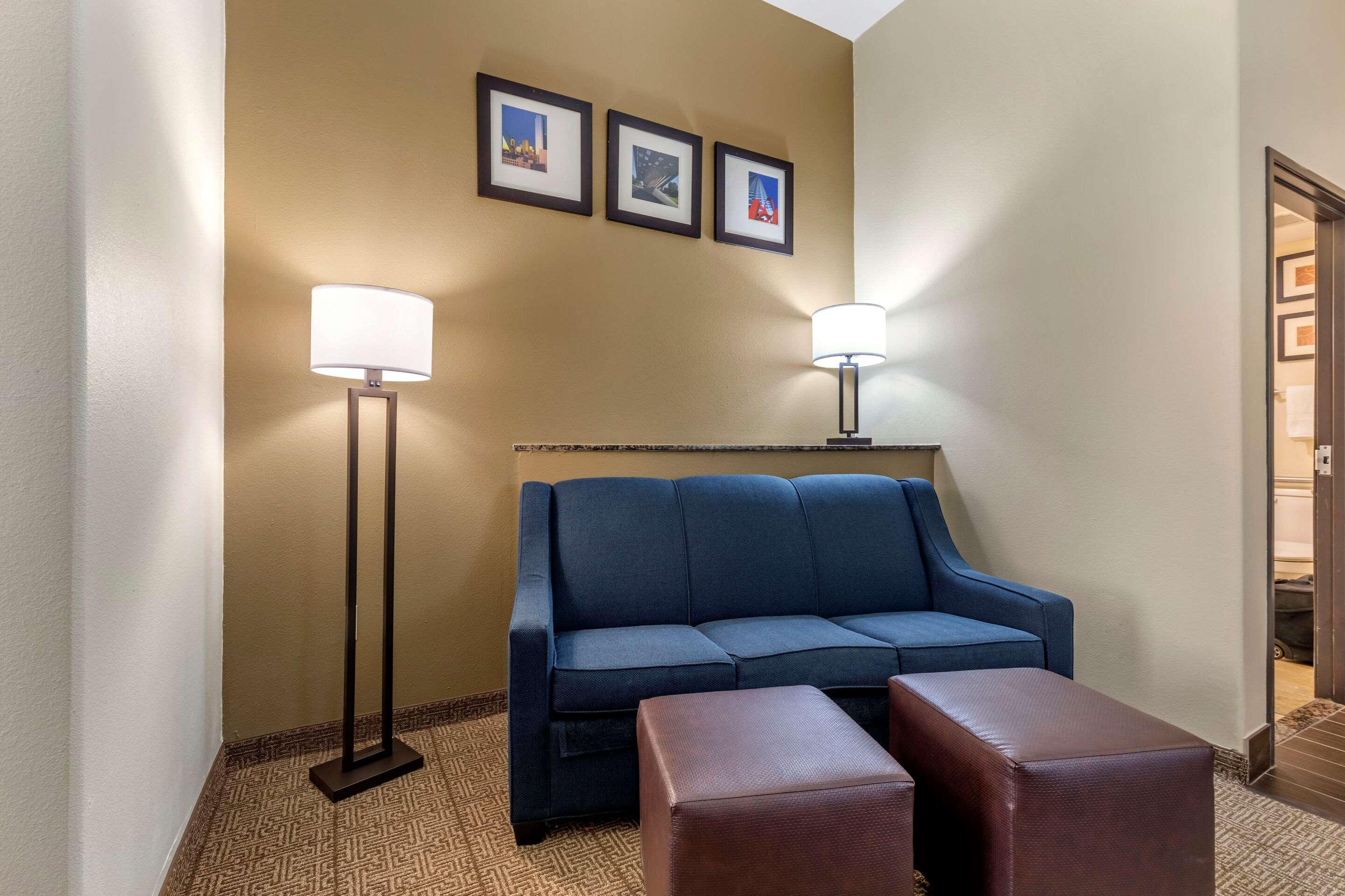 Comfort Suites West Dallas - Cockrell Hill Buitenkant foto