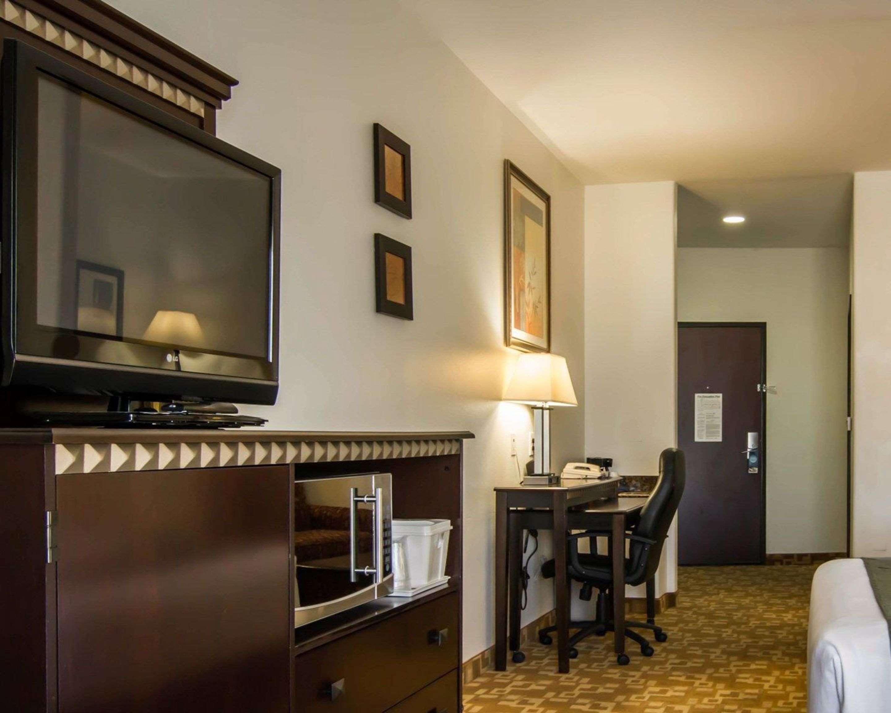 Comfort Suites West Dallas - Cockrell Hill Buitenkant foto